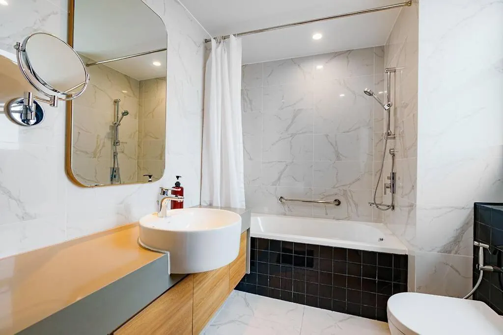 Urban Oasis In The Middle Of District 1 Apartment Ho Chi Minh City